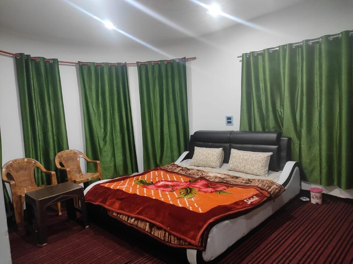 New Delight Hotel Kanzalwan Exterior photo